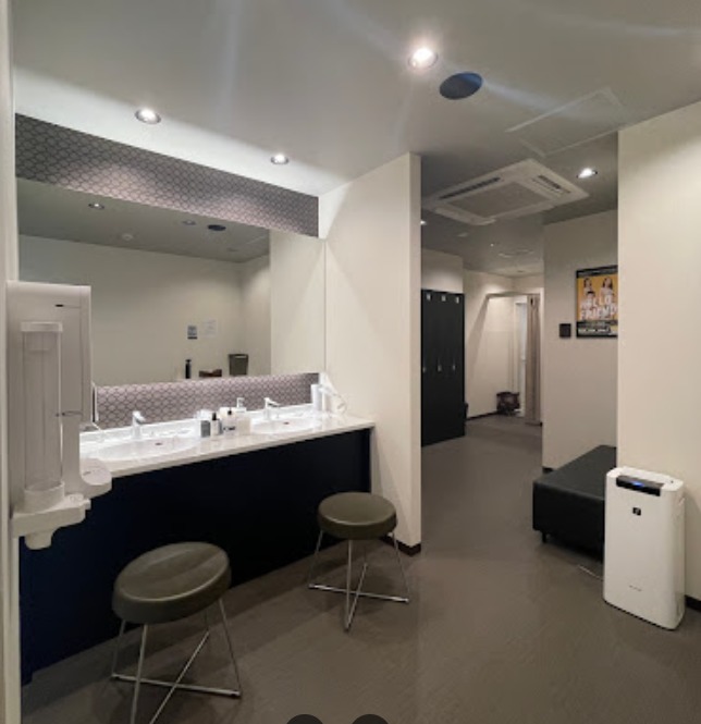 ライザップ札幌のシャワー更衣室